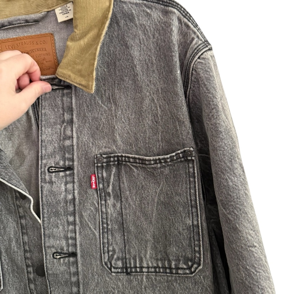 Levi's Gray Denim Jacket with Tan Collar - Picture 3 of 7
